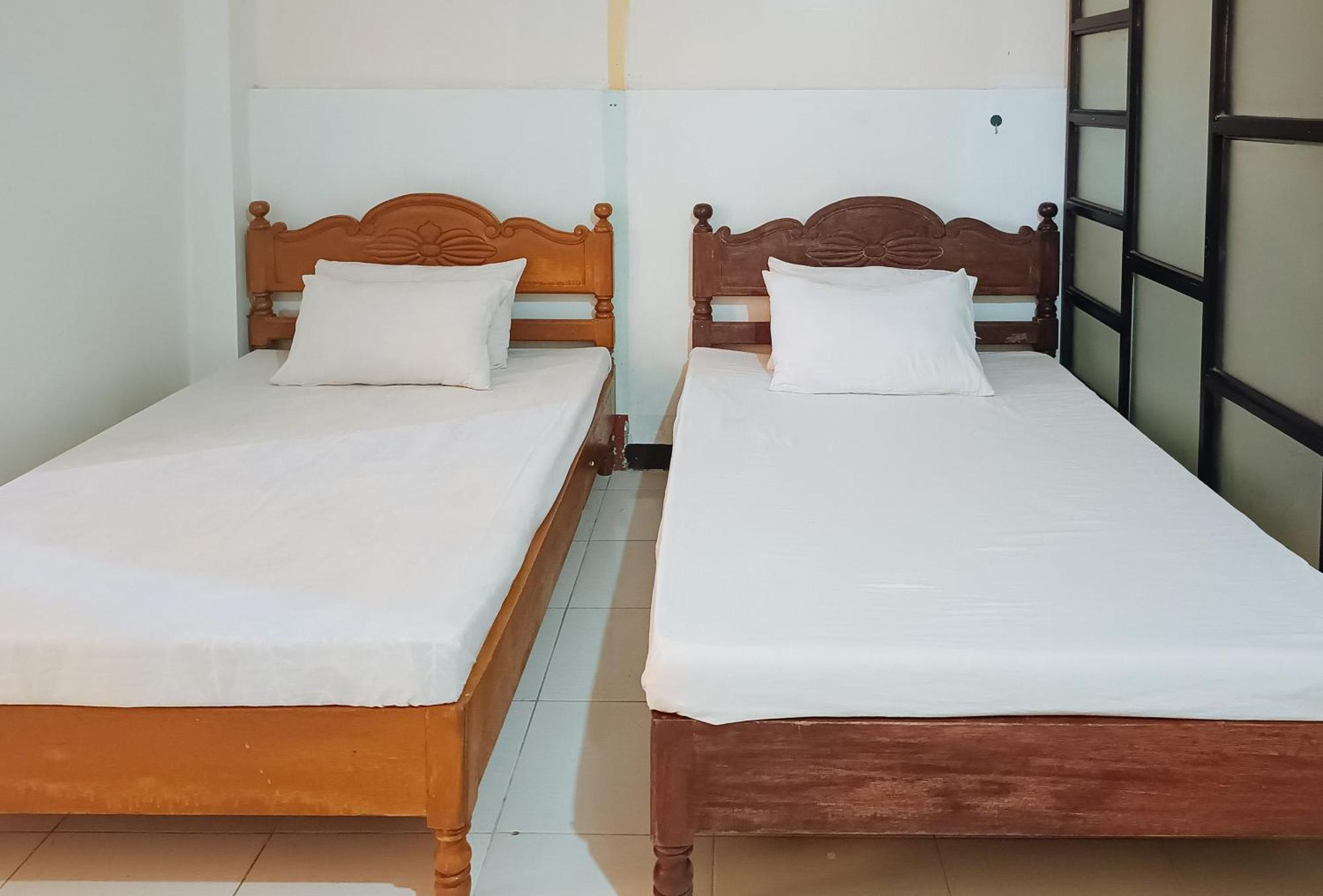 Reddoorz @ Grand Valley Hotel Junction Luna Cagayan Tagaytay City Exterior foto